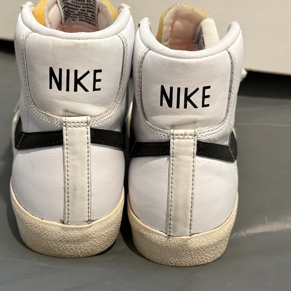 Nike White and Black High-Tops